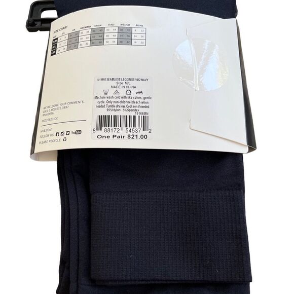 New with tags HUE navy Seamless leggings, size M/L - Picture 5 of 7